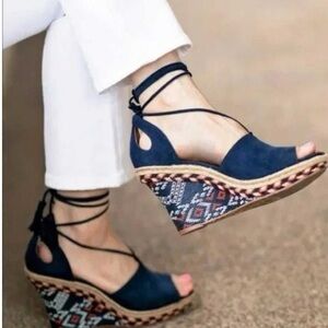 Cabi Wedge Heels, Size 8, like new!